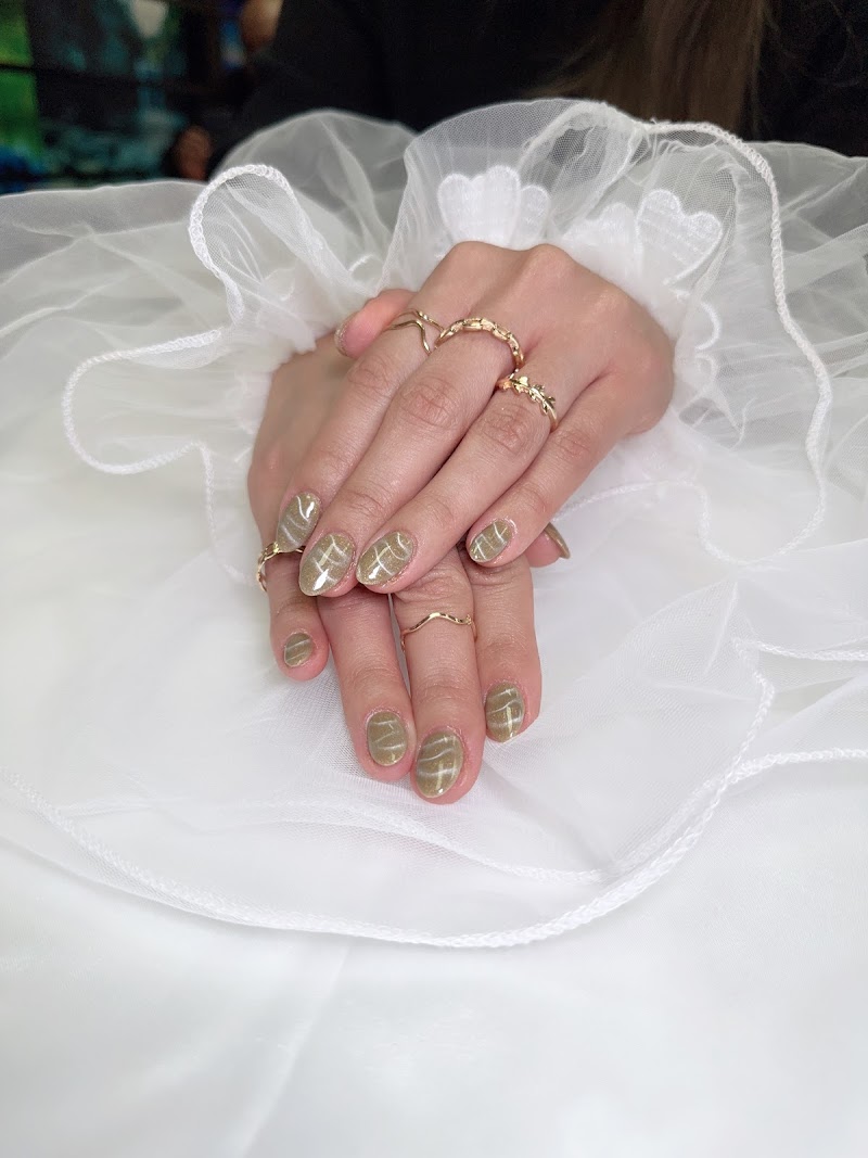 Madeleyne Nails & Spa, nail salon in Bridgeport, CT, photo 6 of 10